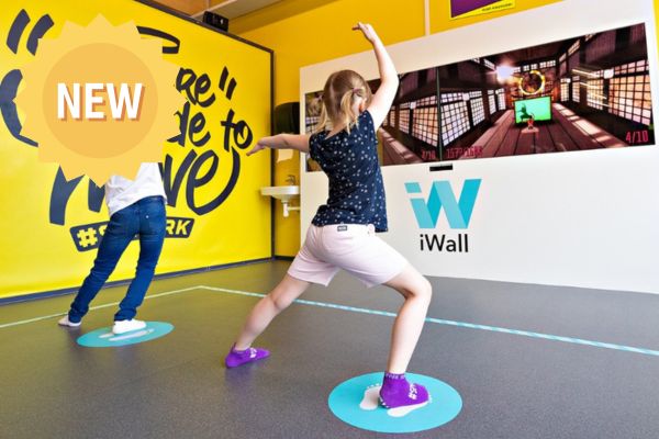 iWall Attraction